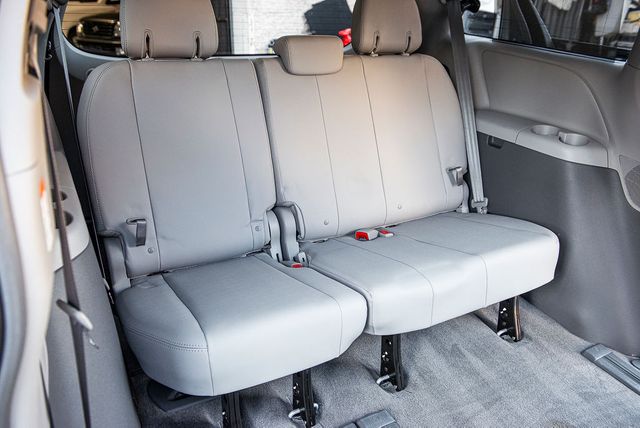2019 Toyota Sienna XLE 8-Passenger | Van Nuys, CA | Stellar Auto INC.