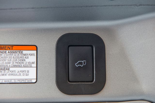 2019 Toyota Sienna XLE 8-Passenger | Van Nuys, CA | Stellar Auto INC.