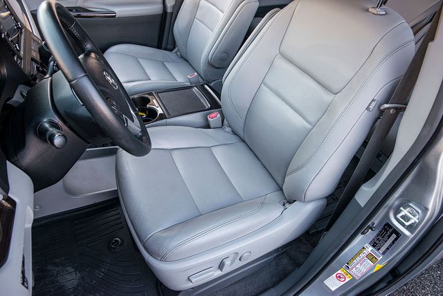 2019 Toyota Sienna XLE 8-Passenger | Van Nuys, CA | Stellar Auto INC.