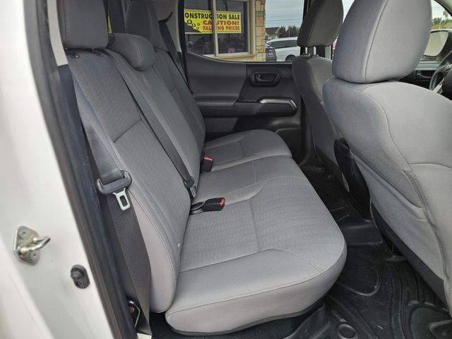 2019 Toyota Tacoma SR5 V6 | Brownsville TX | English Motors 2019 Toyota Tacoma SR5 V6 | Brownsville TX | English Motors