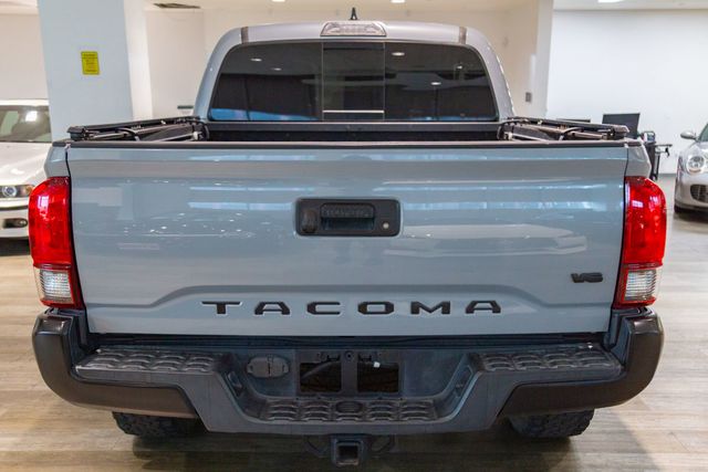 2019 Toyota Tacoma  SR5 Crew Cab