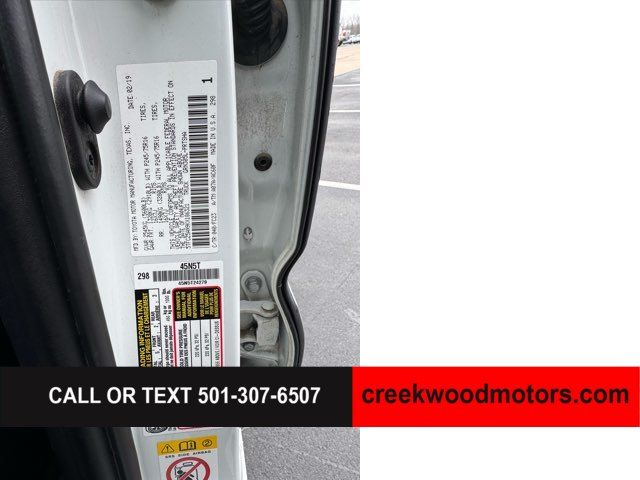 2019 Toyota Tacoma SR5 V6 4x4 Auto Crew Cab LIFTED White Low Miles 2019 Toyota Tacoma SR5 V6 4x4 Auto Crew Cab LIFTED White Low Miles