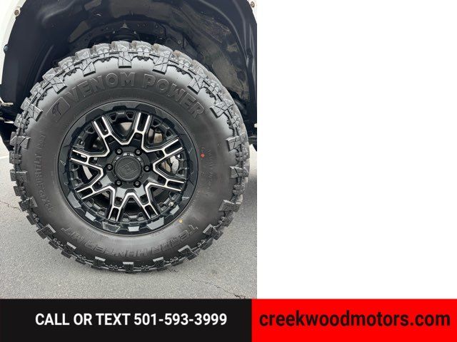 2019 Toyota Tacoma SR5 V6 4x4 Crew Cab LIFTED White Financing NICE 2019 Toyota Tacoma SR5 V6 4x4 Crew Cab LIFTED White Financing NICE