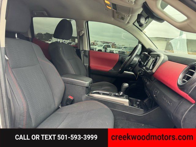 2019 Toyota Tacoma SR5 V6 4x4 Crew Cab LIFTED White Financing NICE 2019 Toyota Tacoma SR5 V6 4x4 Crew Cab LIFTED White Financing NICE