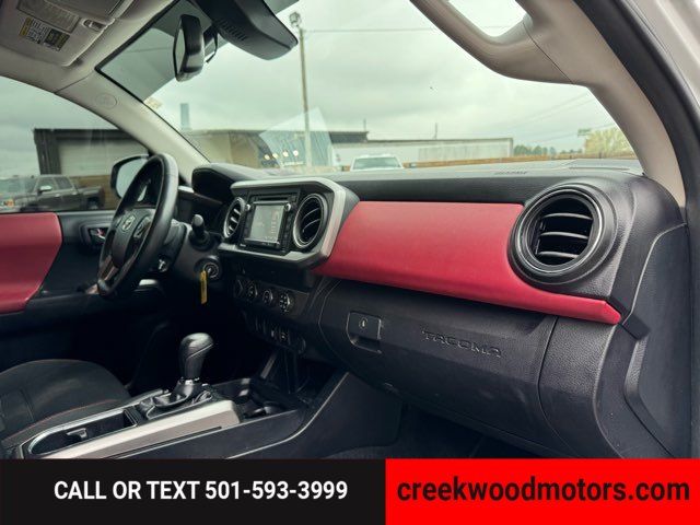 2019 Toyota Tacoma SR5 V6 4x4 Auto Crew Cab LIFTED White Low Miles 2019 Toyota Tacoma SR5 V6 4x4 Auto Crew Cab LIFTED White Low Miles