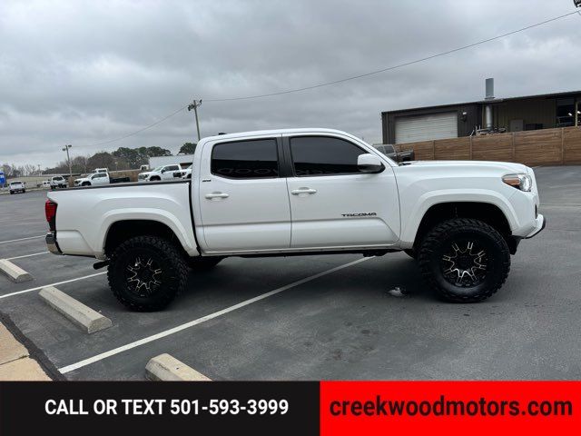 2019 Toyota Tacoma SR5 V6 4x4 Crew Cab LIFTED White Financing NICE
