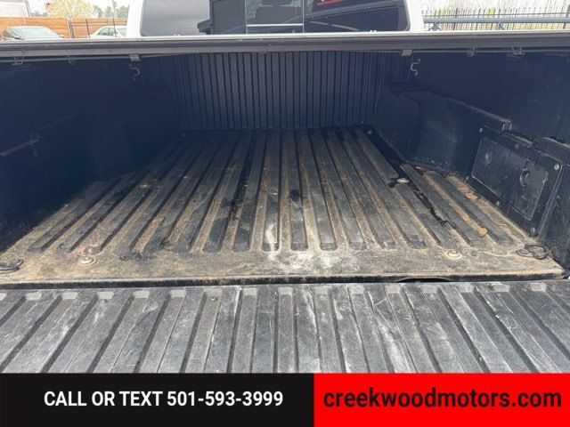 2019 Toyota Tacoma SR5 V6 4x4 Crew Cab LIFTED White Financing NICE