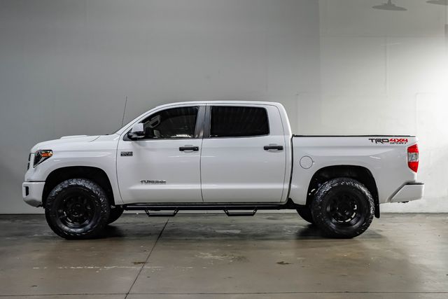 2019 Toyota Tundra TRD SPORT 18" Methods 35" NITTO Tonneau 2 OWNER | Dallas, TX | East Dallas Diesel 2019 Toyota Tundra TRD SPORT 18" Methods 35" NITTO Tonneau 2 OWNER | Dallas, TX | East Dallas Diesel