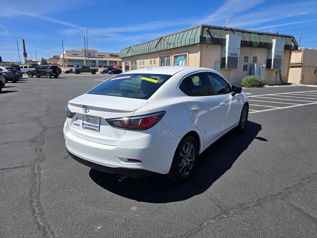 2019 Toyota Yaris LE