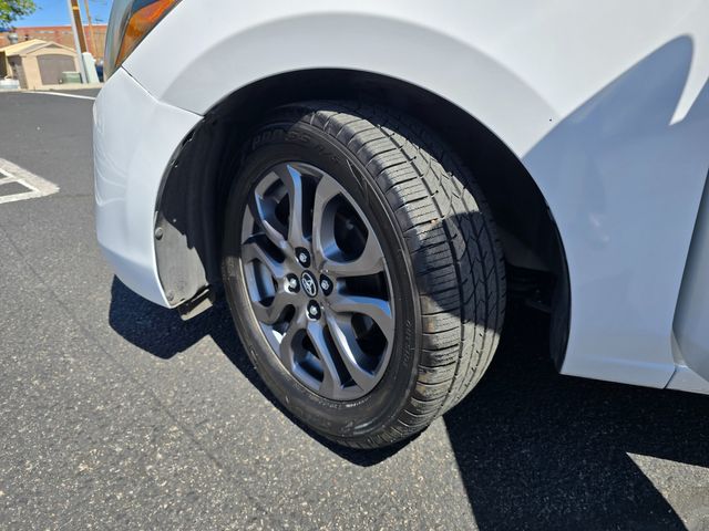 2019 Toyota Yaris LE 2019 Toyota Yaris LE