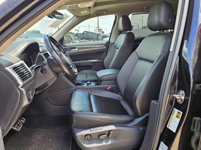 2019 Volkswagen Atlas V6 SEL R-Line 4Motion | Brownsville TX | English Motors 2019 Volkswagen Atlas V6 SEL R-Line 4Motion | Brownsville TX | English Motors