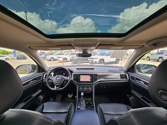 2019 Volkswagen Atlas V6 SEL R-Line 4Motion | Brownsville TX | English Motors 2019 Volkswagen Atlas V6 SEL R-Line 4Motion | Brownsville TX | English Motors