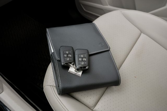 2019 Volkswagen Atlas V6 SEL 4Motion AWD / REGULAR SERVICE | Austin, TX | Rocky Mountain Truck Stop Austin