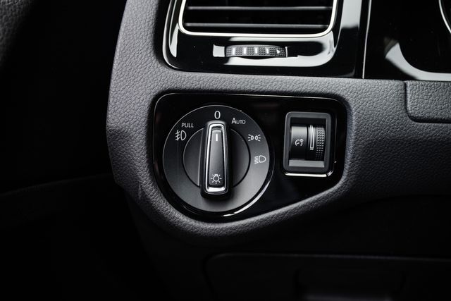 2019 Volkswagen Golf GTI SE | Addison, TX | Apex Auto Sports