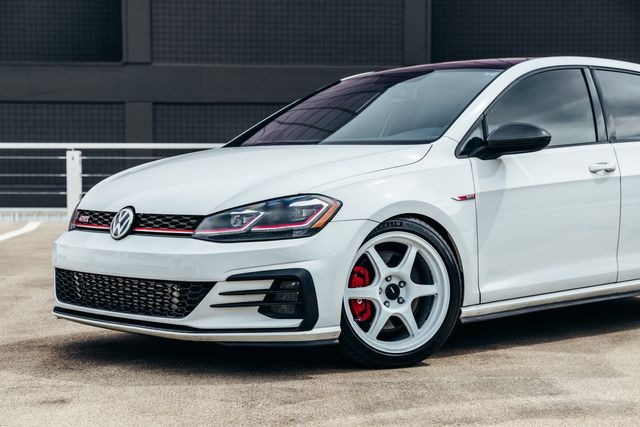 2019 Volkswagen Golf GTI SE | Addison, TX | Apex Auto Sports