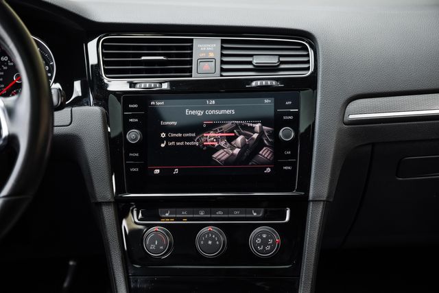 2019 Volkswagen Golf GTI SE | Addison, TX | Apex Auto Sports