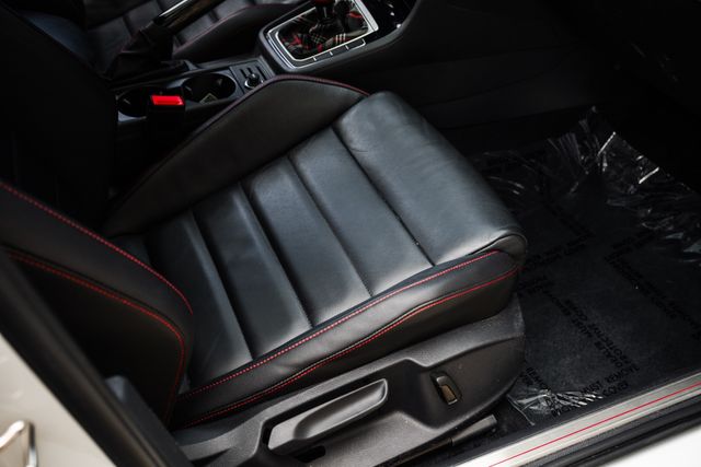 2019 Volkswagen Golf GTI SE | Addison, TX | Apex Auto Sports