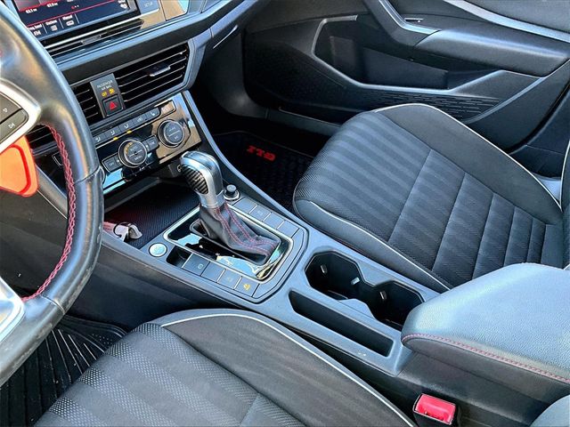 2019 Volkswagen Jetta GLI S