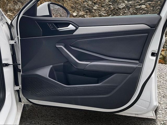 2019 Volkswagen Jetta R-Line