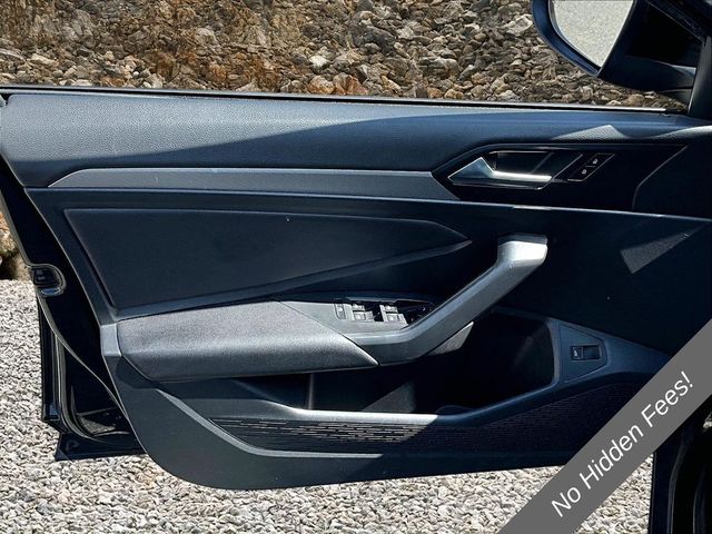 2019 Volkswagen Jetta R-Line