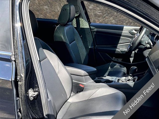 2019 Volkswagen Jetta R-Line