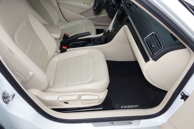 2019 Volkswagen Passat SE R-Line | Loganville, Georgia | Executive Auto 2019 Volkswagen Passat SE R-Line | Loganville, Georgia | Executive Auto