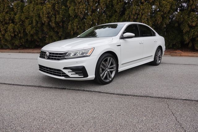 2019 Volkswagen Passat SE R-Line | Loganville, Georgia | Executive Auto