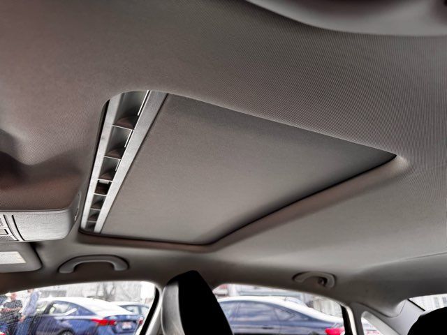 2019 Volkswagen Passat SE R-Line