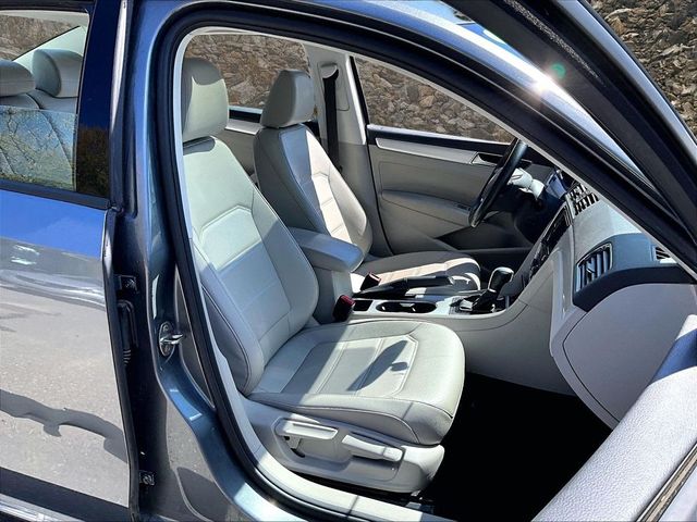 2019 Volkswagen Passat Wolfsburg