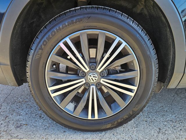 2019 Volkswagen Tiguan SEL | Brownsville TX | English Motors 2019 Volkswagen Tiguan SEL | Brownsville TX | English Motors