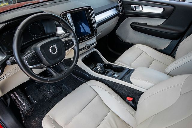 2019 Volvo XC40 T5 Momentum | Van Nuys, CA | Stellar Auto INC. 2019 Volvo XC40 T5 Momentum | Van Nuys, CA | Stellar Auto INC.