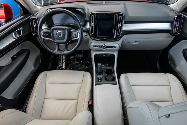 2019 Volvo XC40 T5 Momentum | Van Nuys, CA | Stellar Auto INC. 2019 Volvo XC40 T5 Momentum | Van Nuys, CA | Stellar Auto INC.