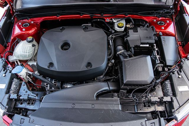 2019 Volvo XC40 T5 Momentum | Van Nuys, CA | Stellar Auto INC. 2019 Volvo XC40 T5 Momentum | Van Nuys, CA | Stellar Auto INC.