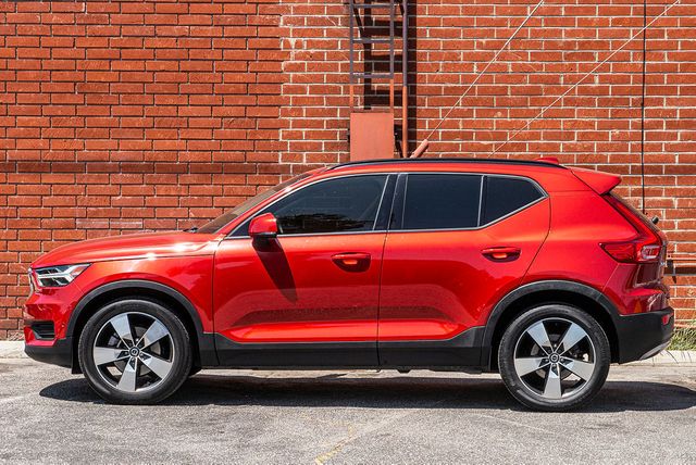 2019 Volvo XC40 T5 Momentum | Van Nuys, CA | Stellar Auto INC. 2019 Volvo XC40 T5 Momentum | Van Nuys, CA | Stellar Auto INC.