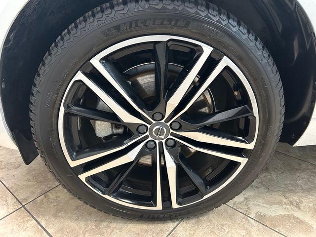 2019 Volvo XC60 T6 R-Design