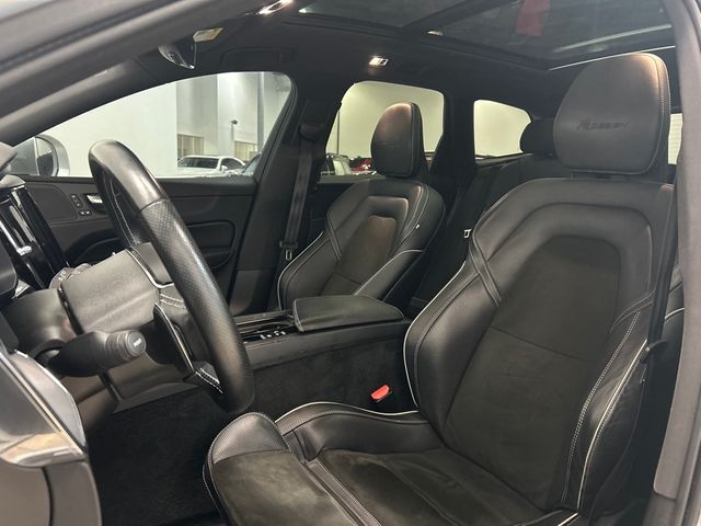 2019 Volvo XC60 T6 R-Design