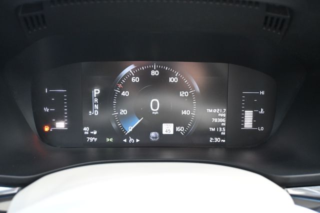 2019 Volvo XC60 T5 Momentum