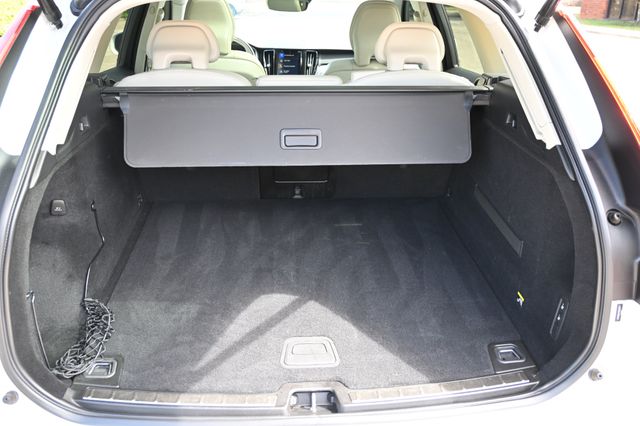 2019 Volvo XC60 T5 Momentum