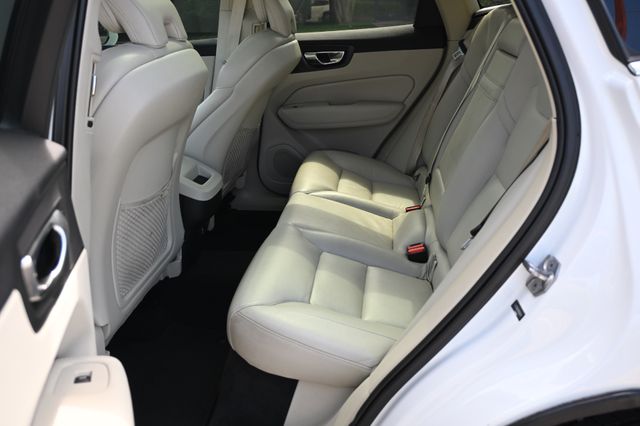 2019 Volvo XC60 T5 Momentum