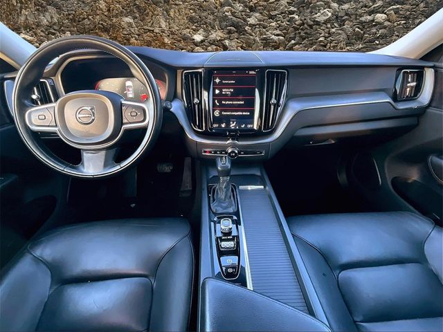 2019 Volvo XC60 T5 Momentum