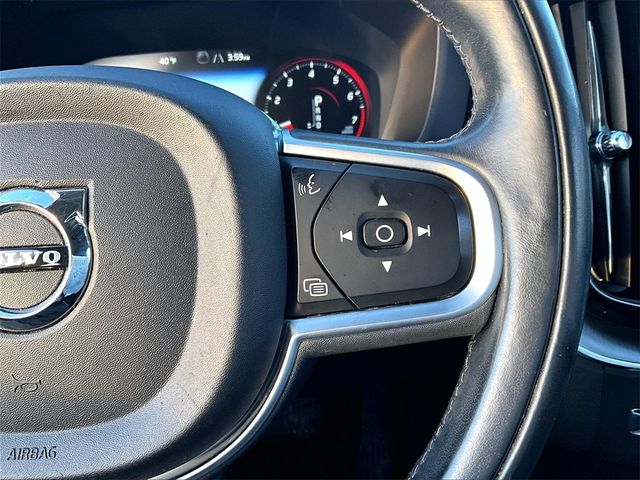 2019 Volvo XC60 T5 Momentum