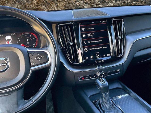 2019 Volvo XC60 T5 Momentum