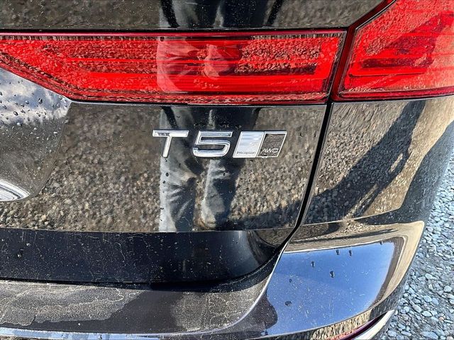 2019 Volvo XC60 T5 Inscription