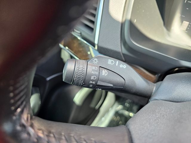 2019 Volvo XC90 T5 Momentum | Brownsville TX | English Motors 2019 Volvo XC90 T5 Momentum | Brownsville TX | English Motors