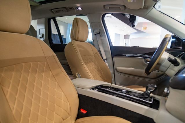 2019 Volvo XC90 T5 Momentum