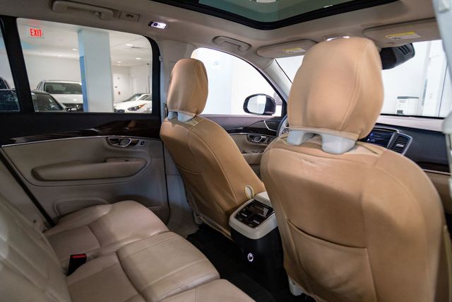 2019 Volvo XC90 T5 Momentum