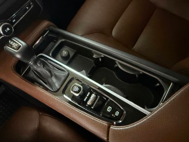 2019 Volvo XC90 T6 Momentum | Houston, TX | Houston Auto Credit 2019 Volvo XC90 T6 Momentum | Houston, TX | Houston Auto Credit