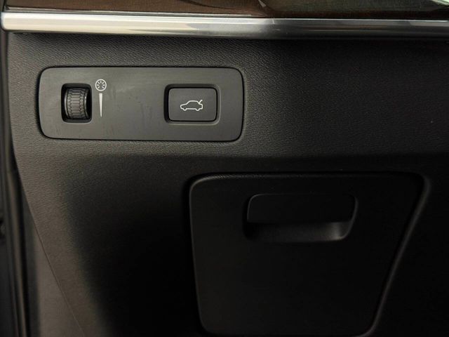 2019 Volvo XC90 T6 Momentum | Houston, TX | Houston Auto Credit 2019 Volvo XC90 T6 Momentum | Houston, TX | Houston Auto Credit