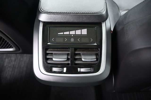 2019 Volvo XC90 T5 Momentum
