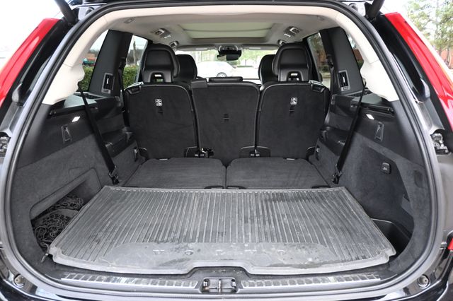 2019 Volvo XC90 T5 Momentum